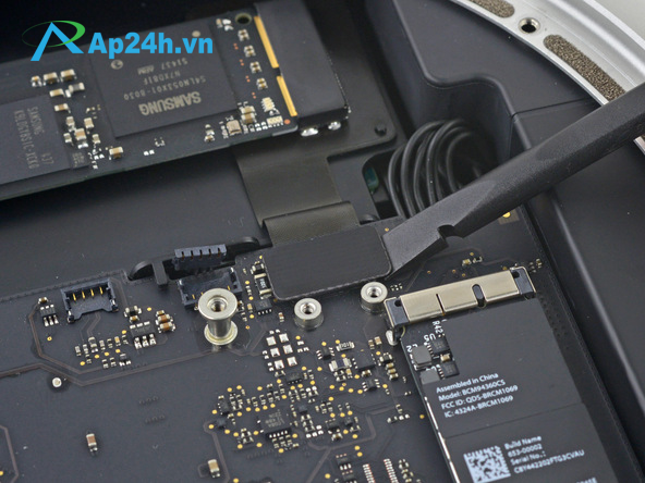 hướng dẫn thay thế ổ cứng cho mac mini 2014